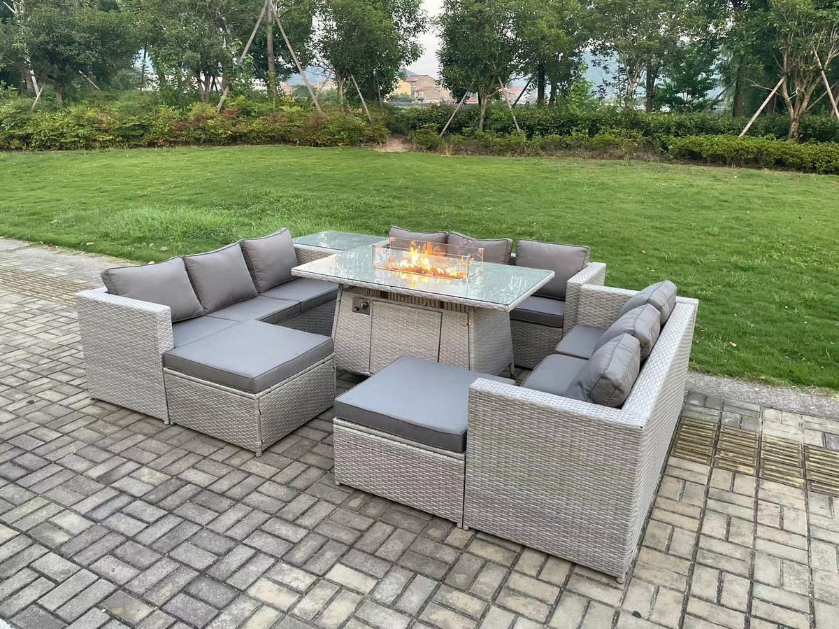 Aluminum Cube Patio Table for Contemporary Spaces
