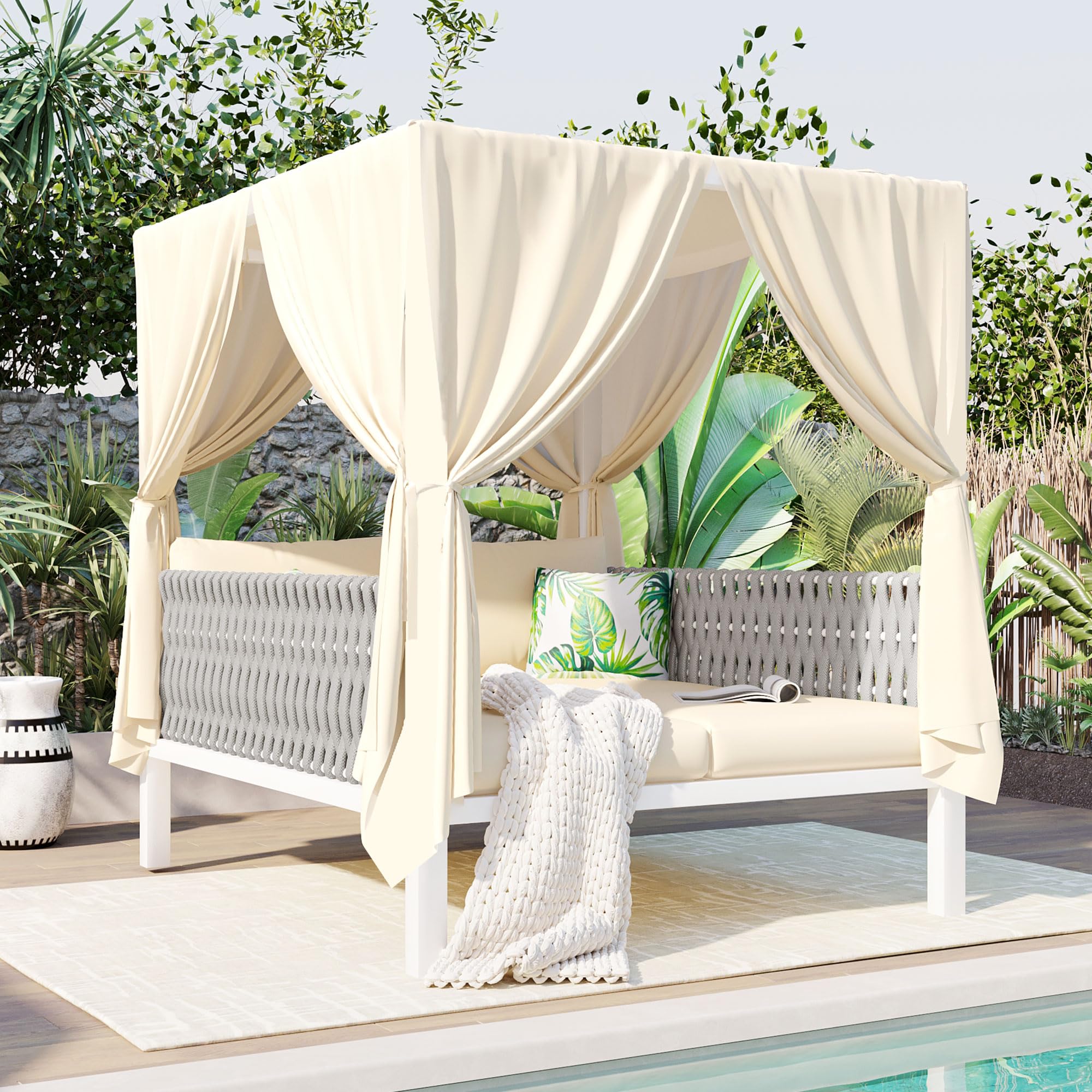 Luxury Rattan Daybed Lounge Set