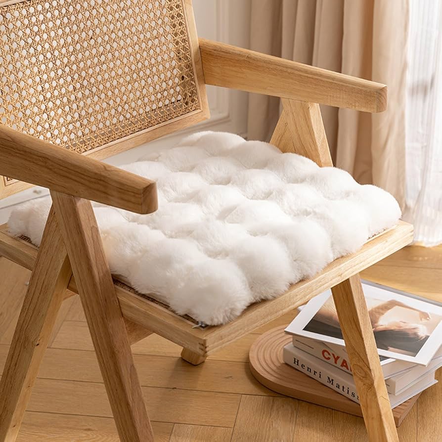 Rattan Fur Lounge Chair