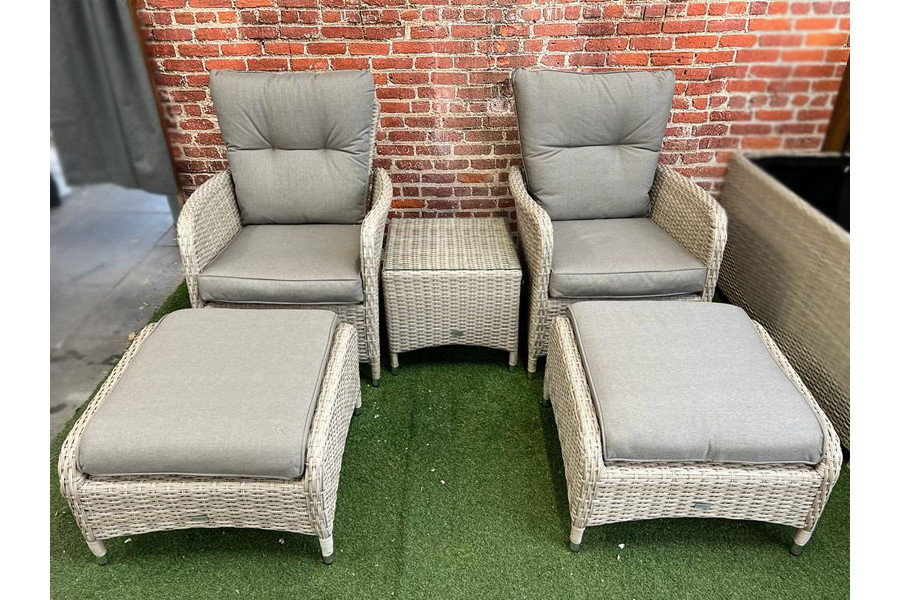 Cushioned Rattan Reclining Lounge Chair