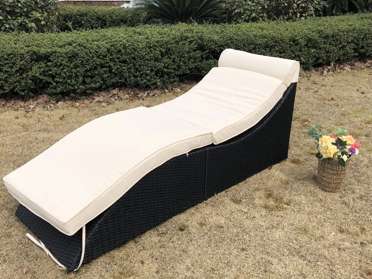 Foldable Rattan Sun Lounger