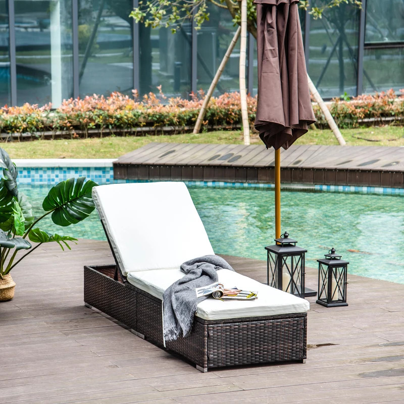 Classic Adjustable Rattan Lounger