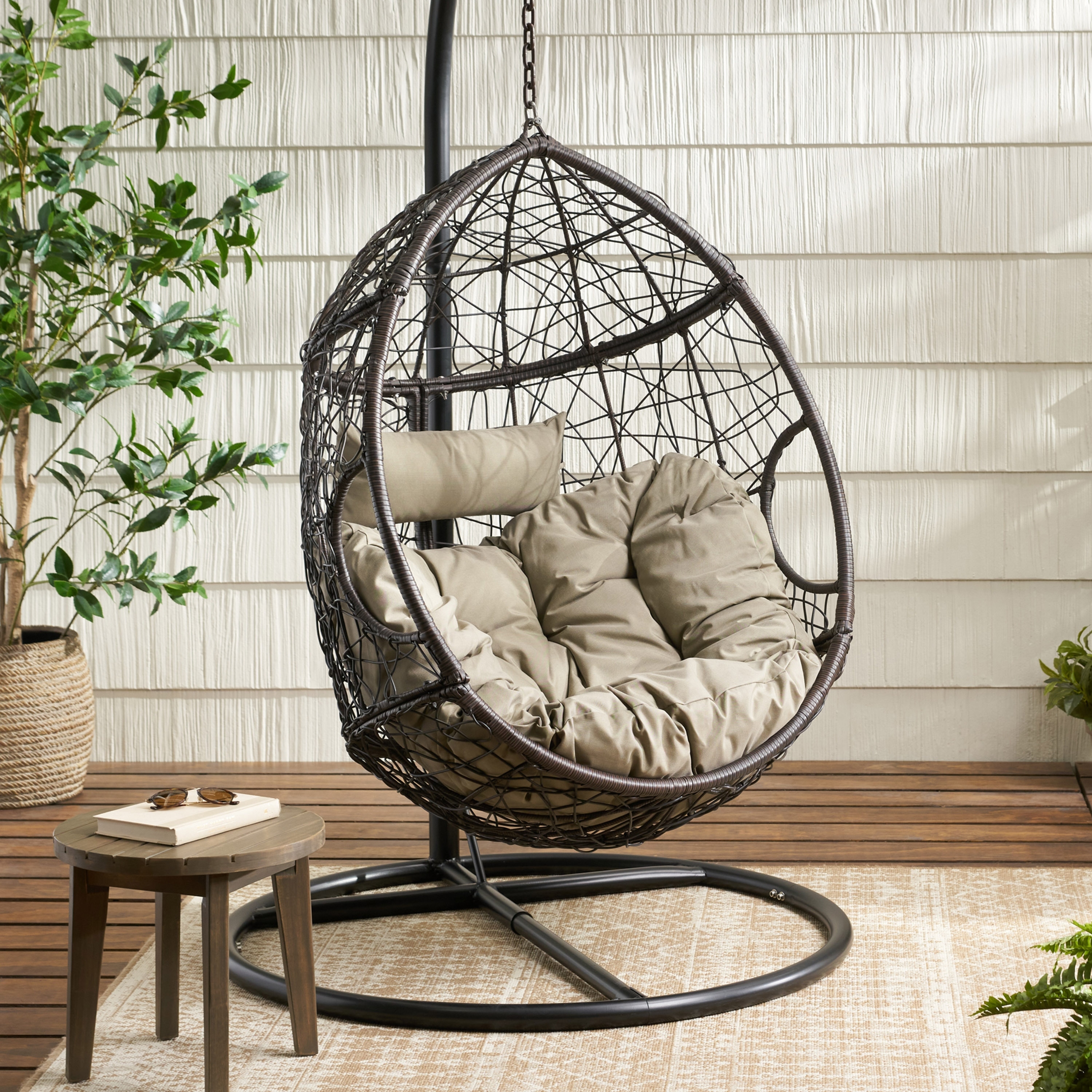 Wicker Hanging Egg Chair